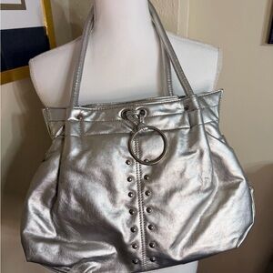 Chic Silver Shoulder Bag